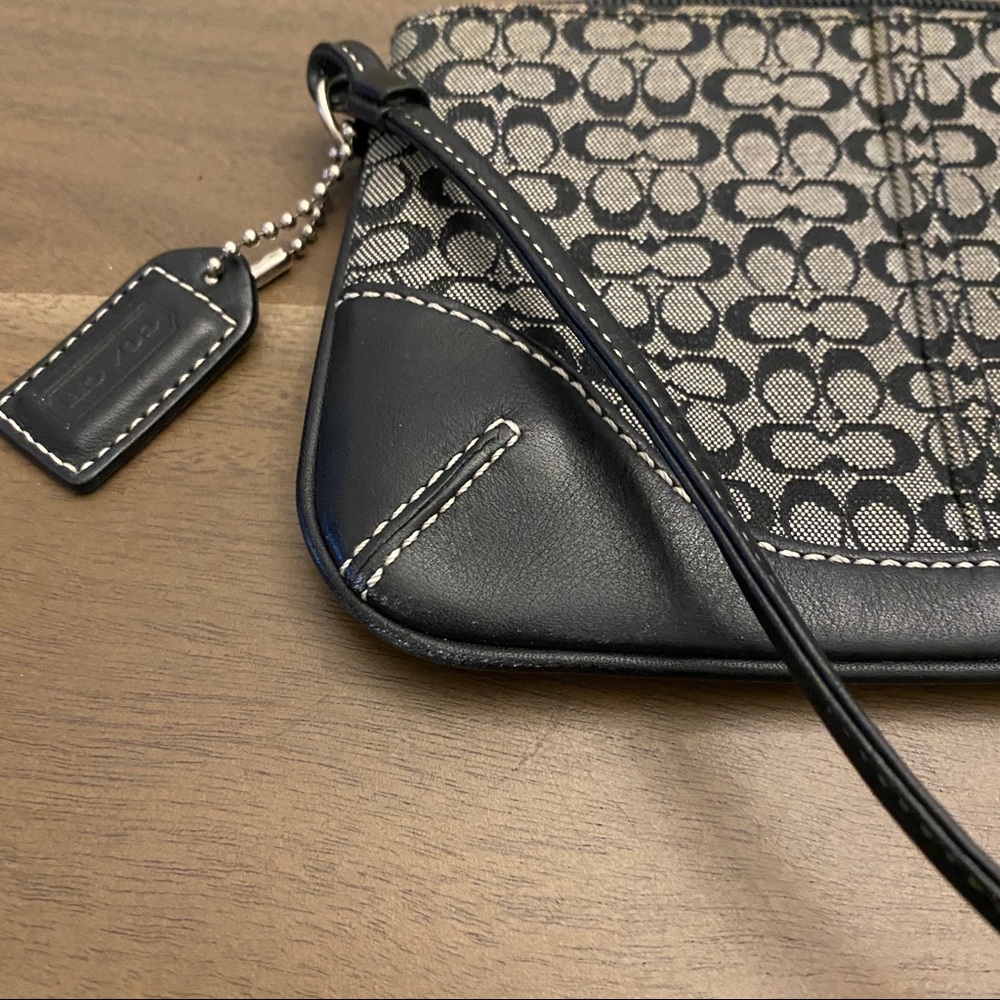 Coach Wristlet - Picture 2 of 4